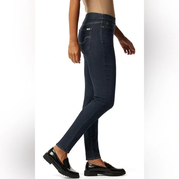 NWOT LEVI’S 10S Totally Shaping Pull On Skinny Jeans Dark Blue - Picture 4 of 8